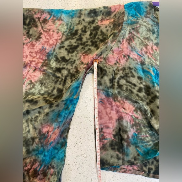 Boho tie wrap top. Indian silk. Bell sleeves. Crop top Tie--Dye. 60’s Hippie - Picture 8 of 8